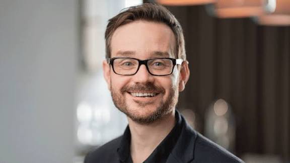 Photo of Mark Scrivener